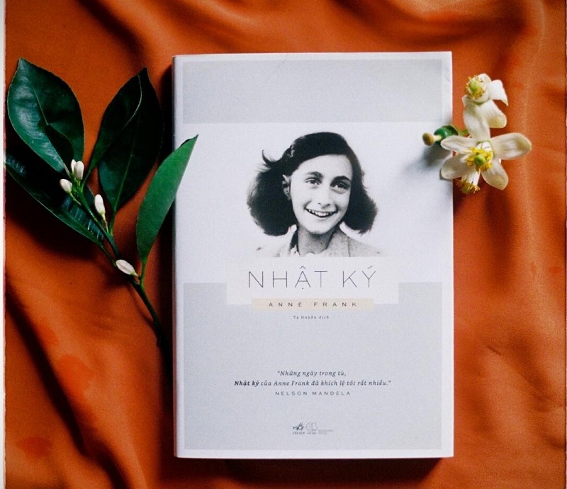 Review sách Nhật ký Anne Frank