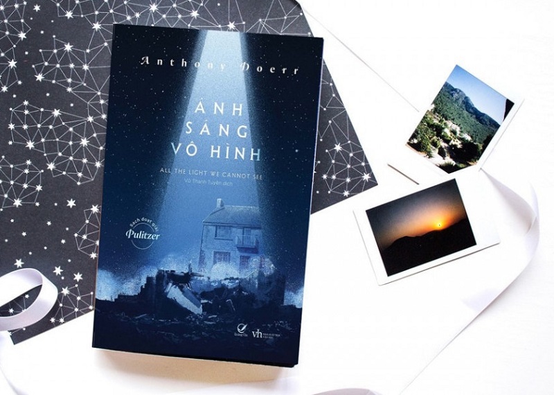 "Ánh Sáng Vô Hình" của Anthony Doerr