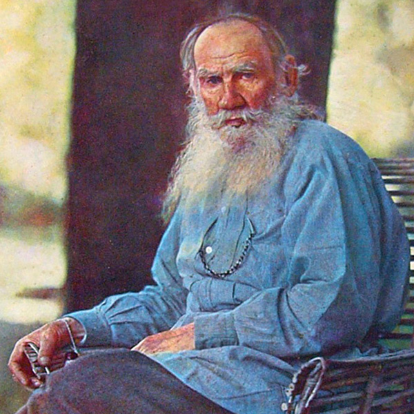 Nhà văn Leo Tolstoy (1828-1910)